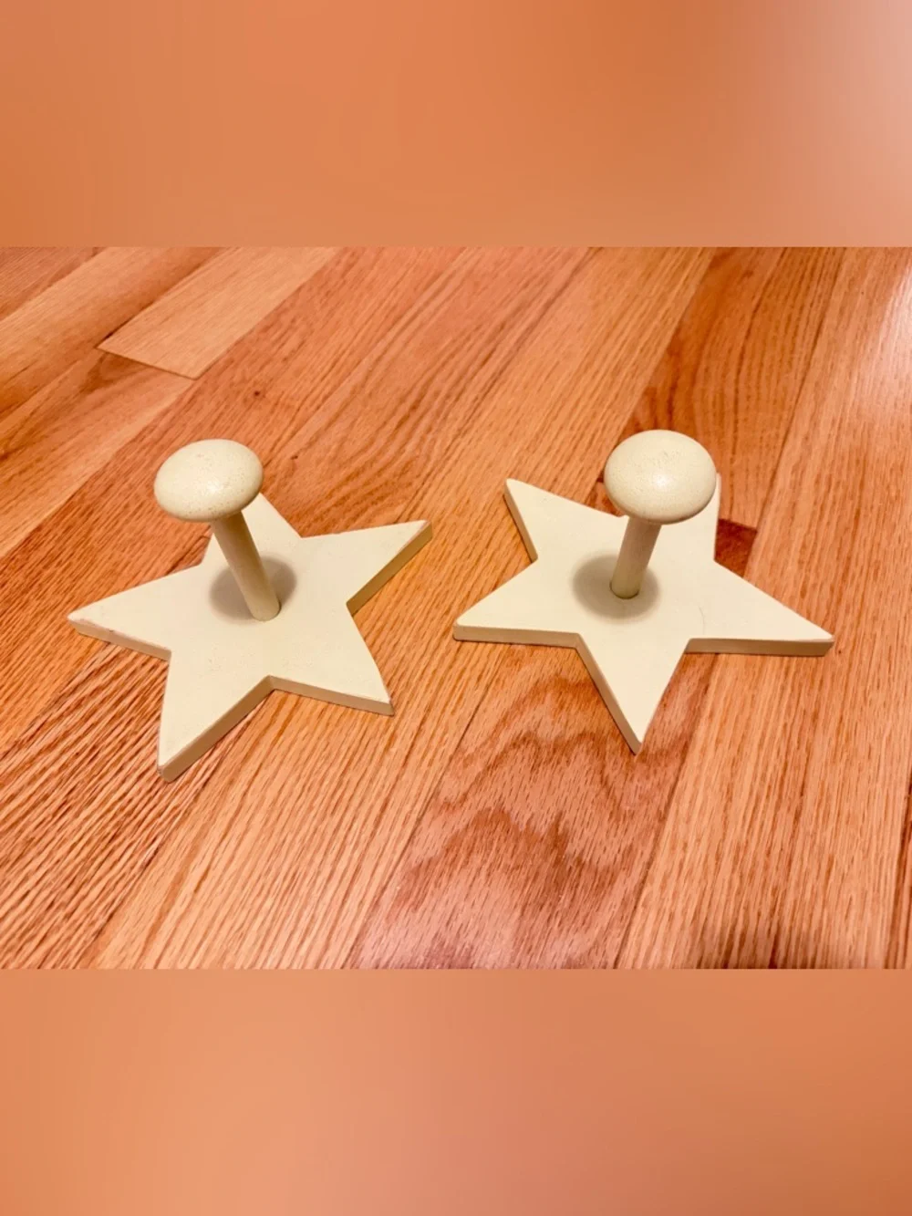 Pottery Barn kids light yellow star coat hooks knobs